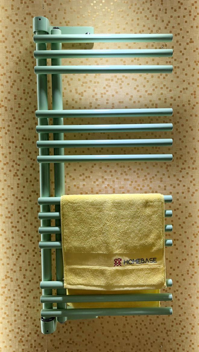 智能毛巾架 引領(lǐng)衛(wèi)浴空間健康與智能新風(fēng)尚